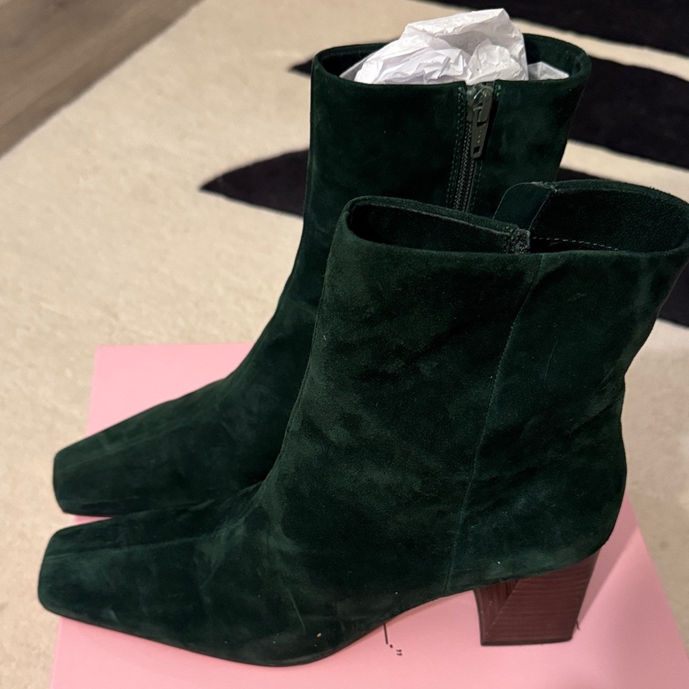 INTENTIONALLY BLANK Dark Green Heeled Boots - Picture 4 of 7